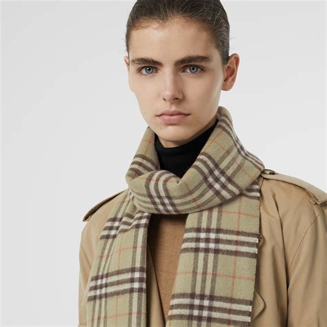 burberry the classic cashmere scarf|Burberry cashmere scarf outlet.